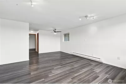 412 Mill Avenue S, Renton, WA 98057 - Photo 10