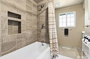 860 Valley View Place SW, Issaquah, WA 98027 - Photo 14
