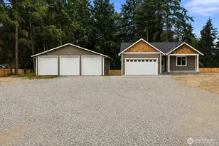 10820 245th St Ct E, Graham, WA 98338 - Photo 2