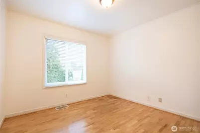 11634 25th Avenue S, Seattle, WA 98168 - Photo 8