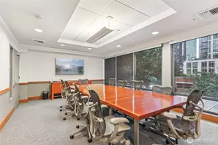 910 Lenora St, Seattle, WA 98121 - Photo 22
