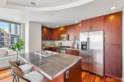 910 Lenora Street #S1201, Seattle, WA 98121 - Photo 2