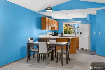 5805 105th Place NE, Marysville, WA 98270 - Photo 8