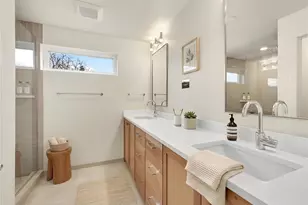 1413 A N 48th St, Seattle, WA 98103 - Photo 12