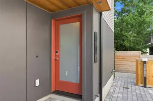 1413 A N 48th St, Seattle, WA 98103 - Photo 2