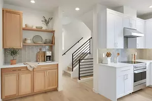 1413 A N 48th St, Seattle, WA 98103 - Photo 6
