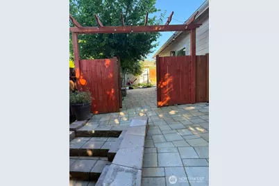 4012 122nd Avenue SE, Bellevue, WA 98006 - Photo 12