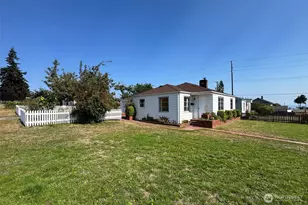 522 S A St, Port Angeles, WA 98362 - Photo 30