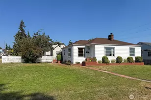 522 S A St, Port Angeles, WA 98362 - Photo 32