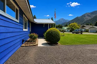 530 Cascade St, Leavenworth, WA 98826 - Photo 2
