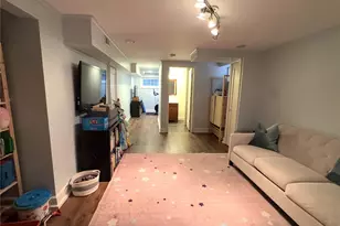 2256 Viewmont Way W, Seattle, WA 98199 - Photo 32