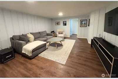 2256 Viewmont Way W, Seattle, WA 98199 - Photo 30