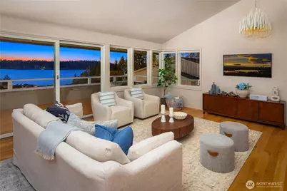 7580 SE 71st Street, Mercer Island, WA 98040 - Photo 2