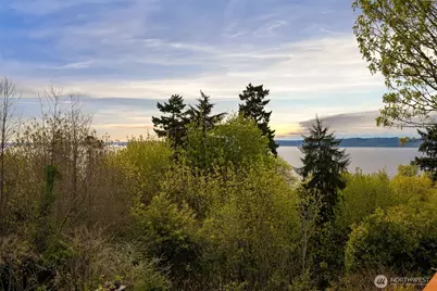 28017 13th Avenue S, Des Moines, WA 98198 - Photo 16