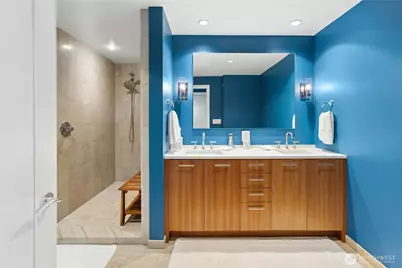 10700 NE 4th St #434, Bellevue, WA 98004 - Photo 22