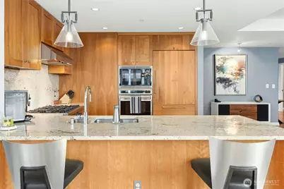 10700 NE 4th St #434, Bellevue, WA 98004 - Photo 14