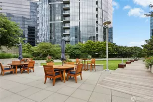 10700 NE 4th St, Bellevue, WA 98004 - Photo 38