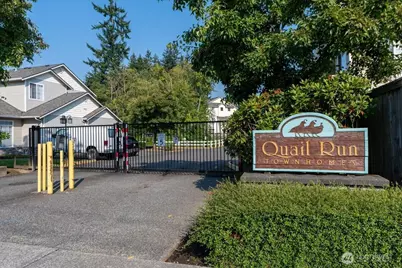 10410 Holly Drive #E, Everett, WA 98204 - Photo 2