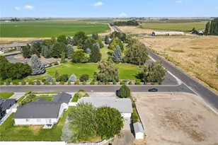 630 S 20th Ave, Othello, WA 99344 - Photo 6