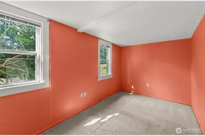 15215 91st Avenue SW, Vashon, WA 98070 - Photo 16