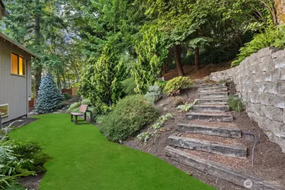 5204 137th Place SE, Bellevue, WA 98006 - Photo 32