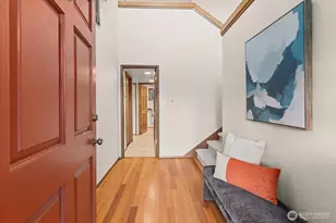 5204 137th Pl SE, Bellevue, WA 98006 - Photo 2