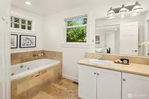 11059 SE 31st St, Bellevue, WA 98004 - Photo 26