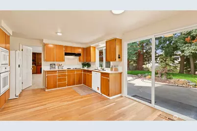 1003 144th Place SE, Bellevue, WA 98007 - Photo 14