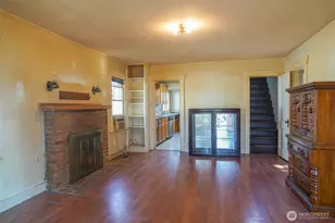 724 134th St S, Tacoma, WA 98444 - Photo 2