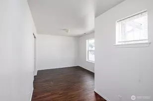 8523 21st Ave E, Tacoma, WA 98445 - Photo 20