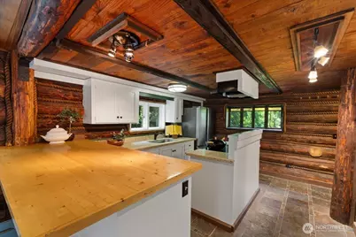 25525 SE Tiger Mountain Road, Issaquah, WA 98027 - Photo 12