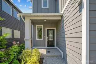 20908 Dr 42nd SE, Bothell, WA 98021 - Photo 2