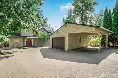 18404 W Spring Lake Drive SE, Renton, WA 98058 - Photo 34
