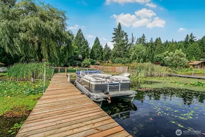 18404 W Spring Lake Drive SE, Renton, WA 98058 - Photo 28