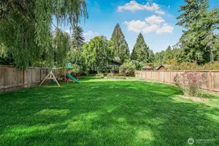 18404 W Spring Lake Dr SE, Renton, WA 98058 - Photo 28