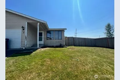 930 S 22nd Court, Mount Vernon, WA 98274 - Photo 10