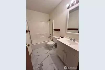 930 S 22nd Court, Mount Vernon, WA 98274 - Photo 6