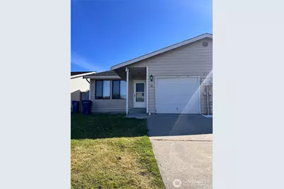 930 S 22nd Court, Mount Vernon, WA 98274 - Photo 1