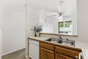 22700 30th Ave S, Des Moines, WA 98198 - Photo 6