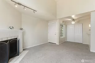 22700 30th Ave S, Des Moines, WA 98198 - Photo 2