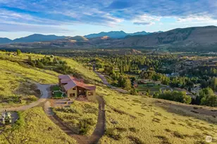 47 Bella Vista Ln, Winthrop, WA 98862 - Photo 2