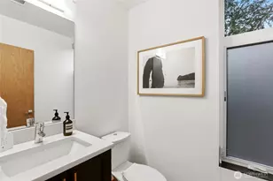 4328 S Bennett St, Seattle, WA 98118 - Photo 8