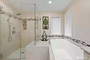 20404 NE 35th St, Sammamish, WA 98074 - Photo 26