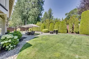 20404 NE 35th St, Sammamish, WA 98074 - Photo 32