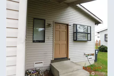 903 S 22nd Court, Mount Vernon, WA 98274 - Photo 10