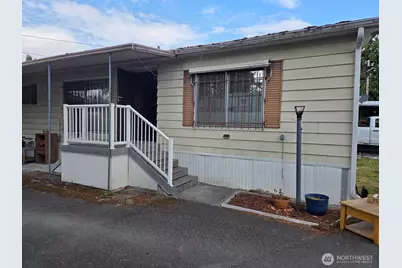 6208 202nd Street SW #28, Lynnwood, WA 98036 - Photo 2