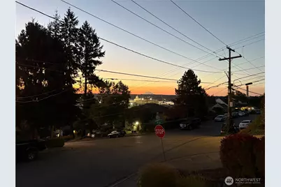 105 N Lafayette Avenue, Bremerton, WA 98312 - Photo 16