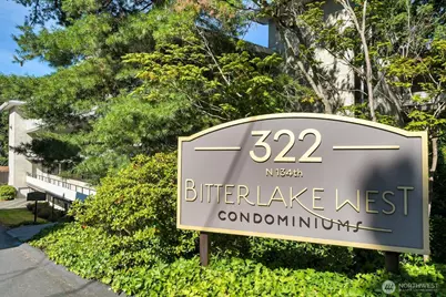 322 N 134th Street #102, Seattle, WA 98133 - Photo 4
