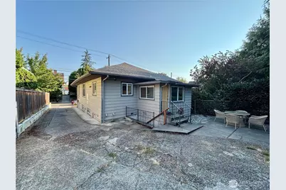 1706 N 50th Street, Seattle, WA 98103 - Photo 4