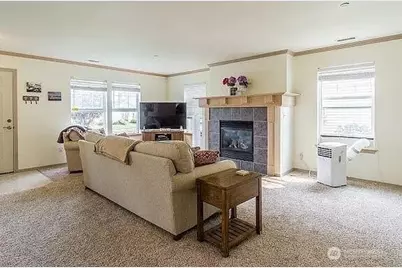 2831 Martin St, DuPont, WA 98327 - Photo 4